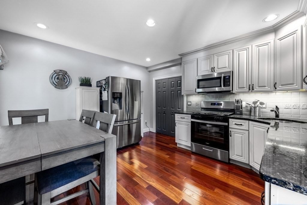 240 Plymouth St Abington — Photo 24 of 42