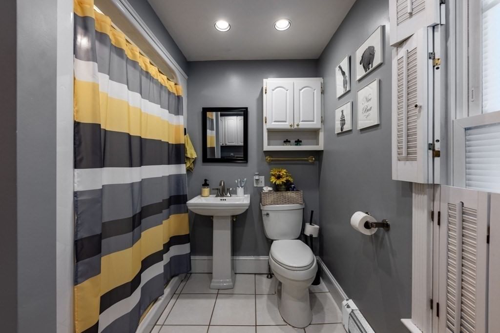 240 Plymouth St Abington — Photo 9 of 42