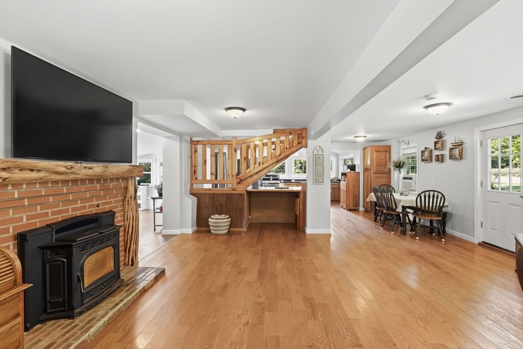 227 New St Rehoboth — Photo 8 of 42