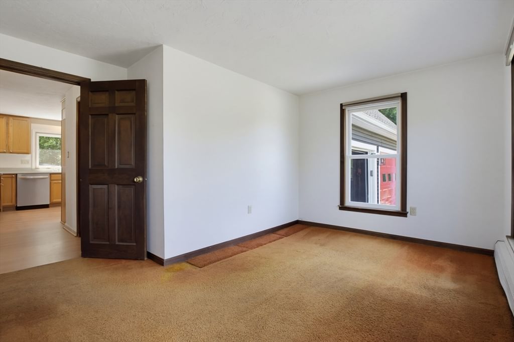 22 Purgatory Road Sutton — Photo 16 of 35