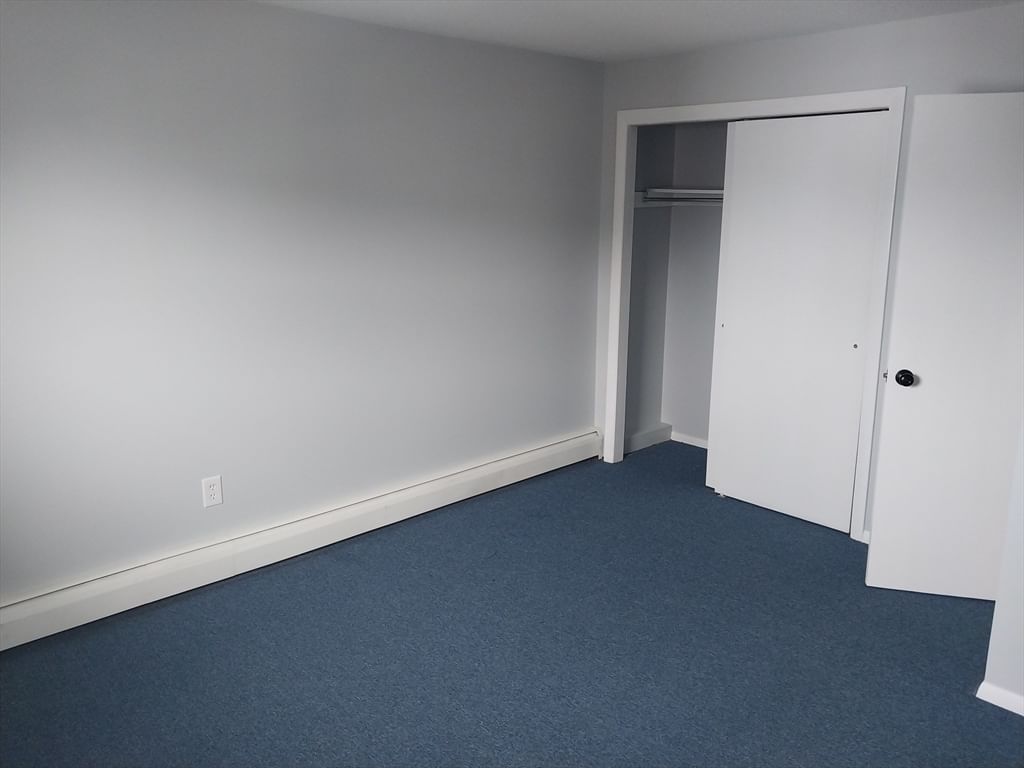 124 Ash Street Fall River — Photo 14 of 23