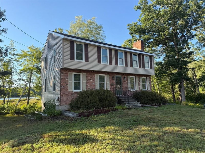 52 Sandy Pond Rd