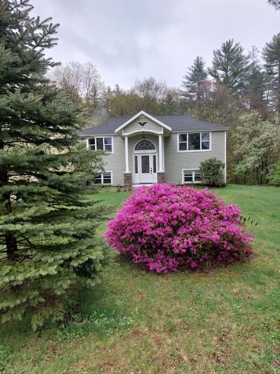 511 Michael Sears Rd Belchertown — Photo 1 of 1