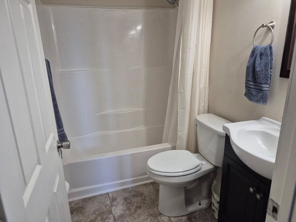 511 Michael Sears Rd Belchertown — Photo 27 of 35