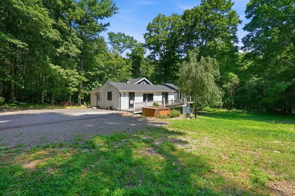 474 Glendale Rd Hampden — Photo 2 of 29