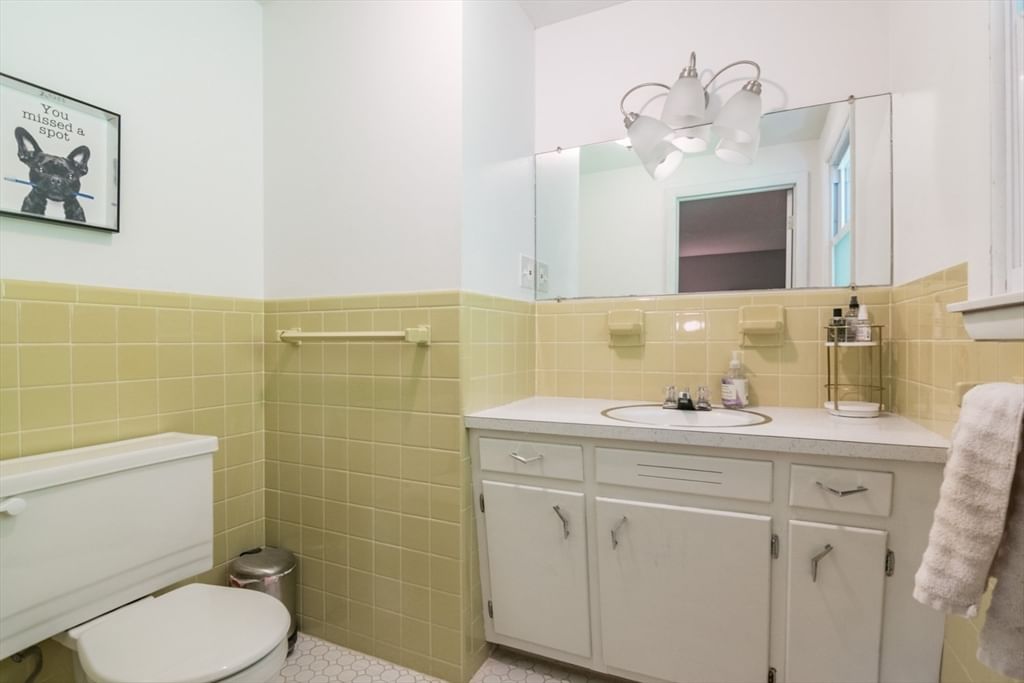 3 Montgomery Ave Holyoke — Photo 13 of 22