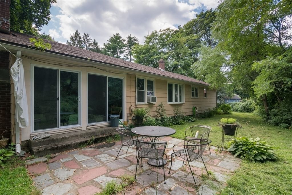 3 Montgomery Ave Holyoke — Photo 18 of 22