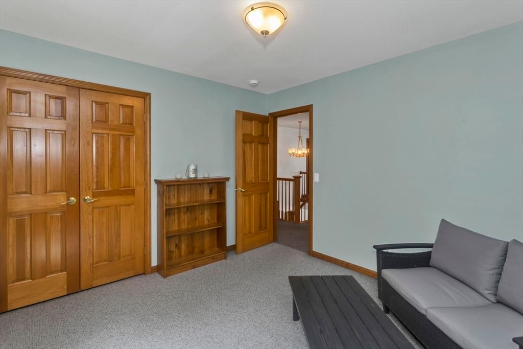 27 Landing Dr Chicopee — Photo 23 of 42