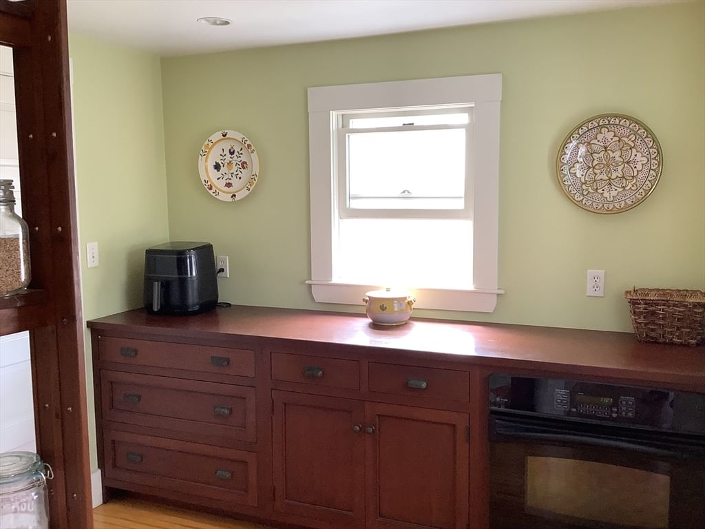 11 Bluff Rd Hull — Photo 16 of 40