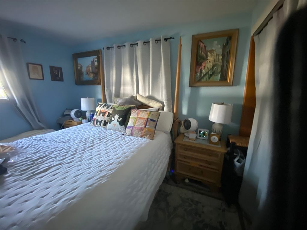 54 Ensign St Revere — Photo 10 of 20
