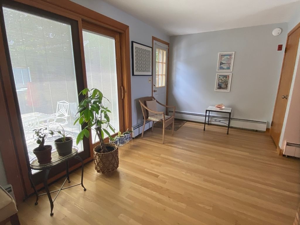 54 Ensign St Revere — Photo 6 of 20