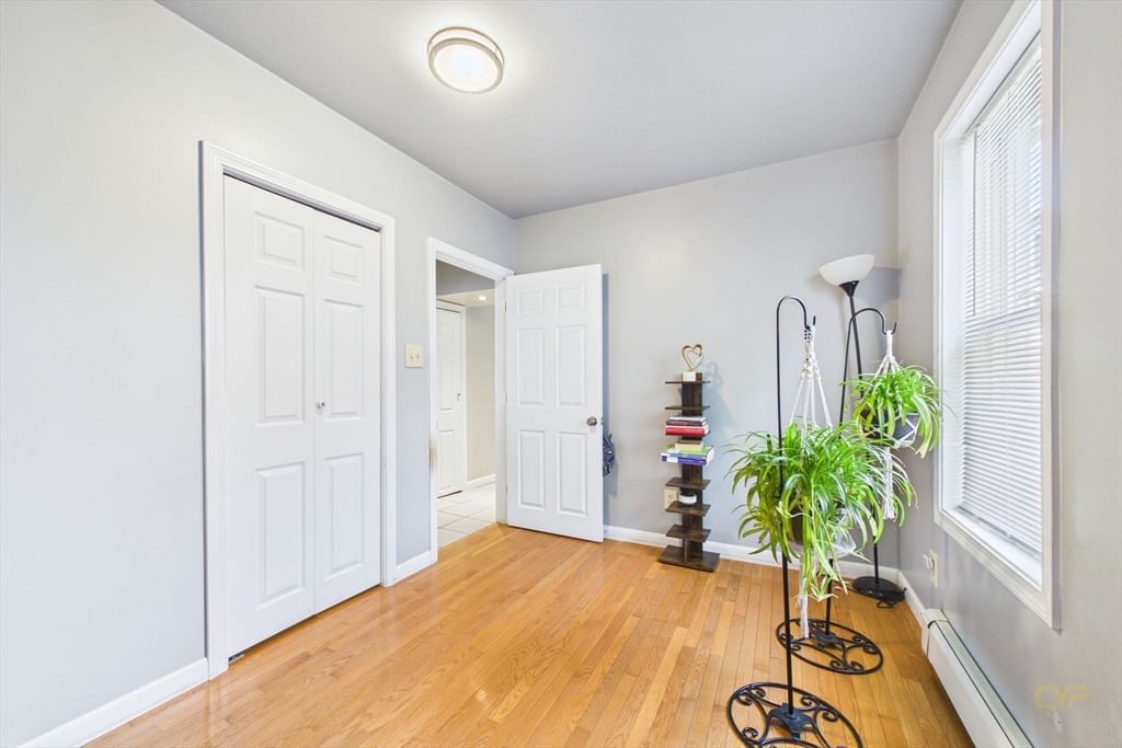 130 Rockland St New Bedford — Photo 12 of 33