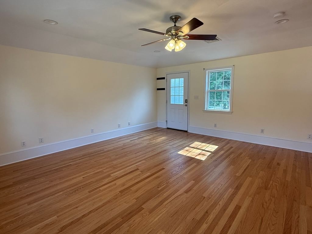 20 Alma Rd Burlington — Photo 13 of 22