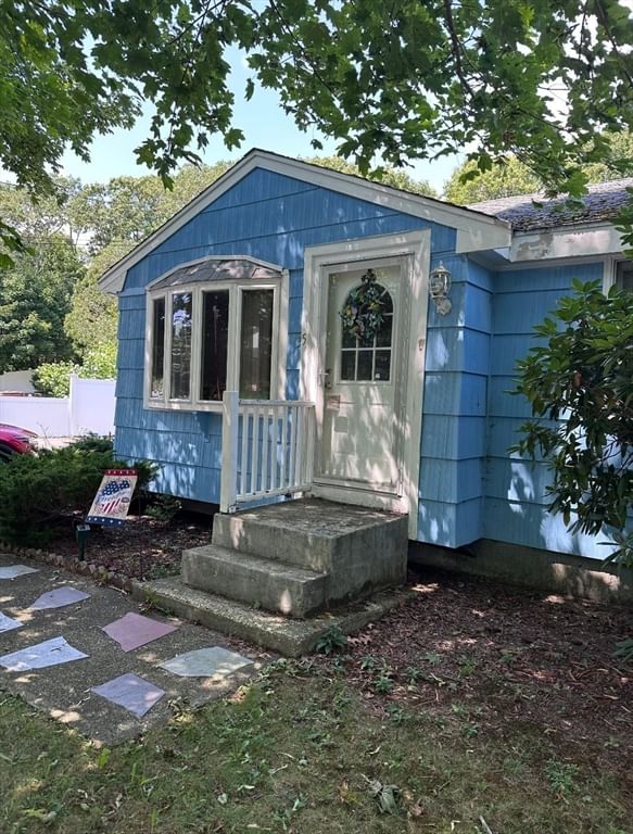 35 Wall St Bourne — Photo 2 of 11