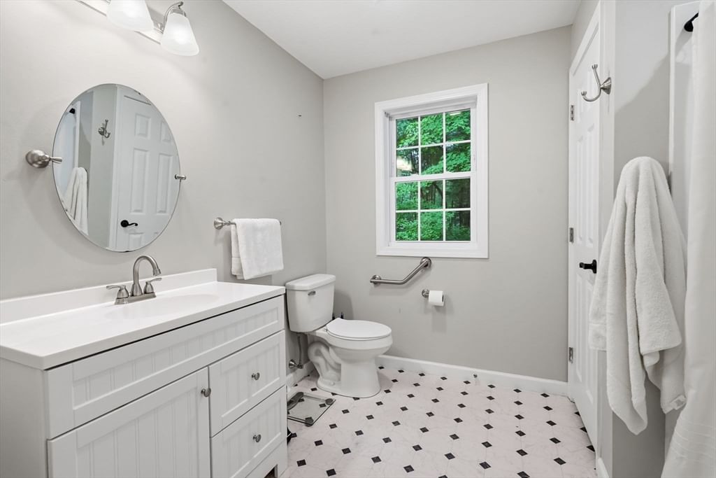 85 Wilson Rd, Belchertown, MA 01007 photo 4