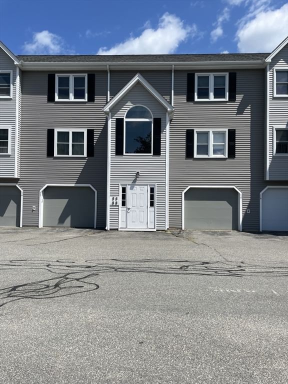 74 Tennis Plaza Road #15 Dracut — Photo 3 of 5