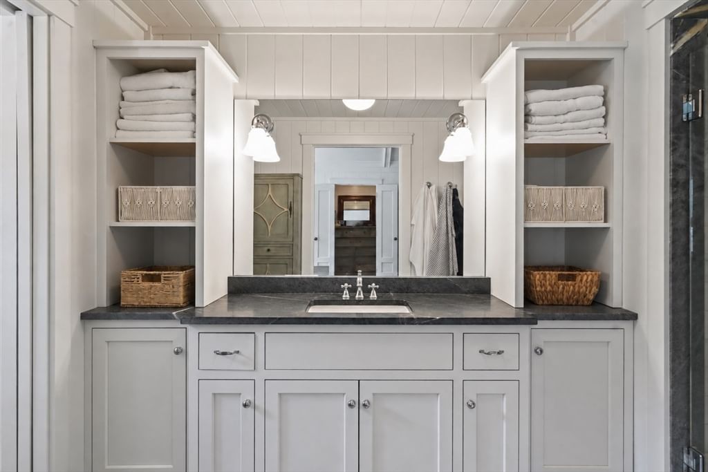 149 Litchfield Road Edgartown — Photo 18 of 41