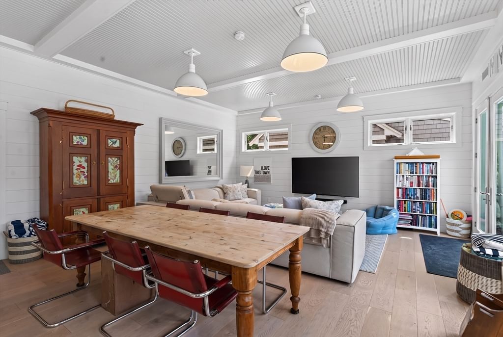 149 Litchfield Road Edgartown — Photo 32 of 41