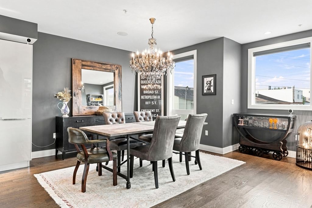 407 W 1st St #101 Boston — Photo 3 of 40