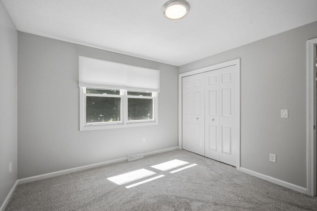 78 Oak Brook Drive East Longmeadow — Photo 32 of 42
