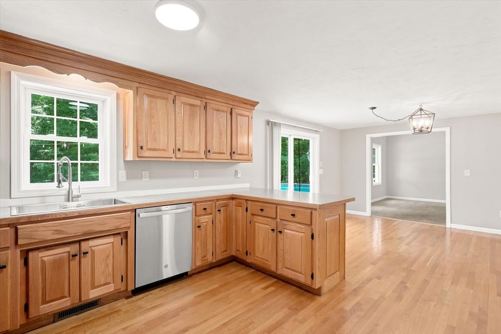 1725 Shirley Rd Lancaster — Photo 6 of 40