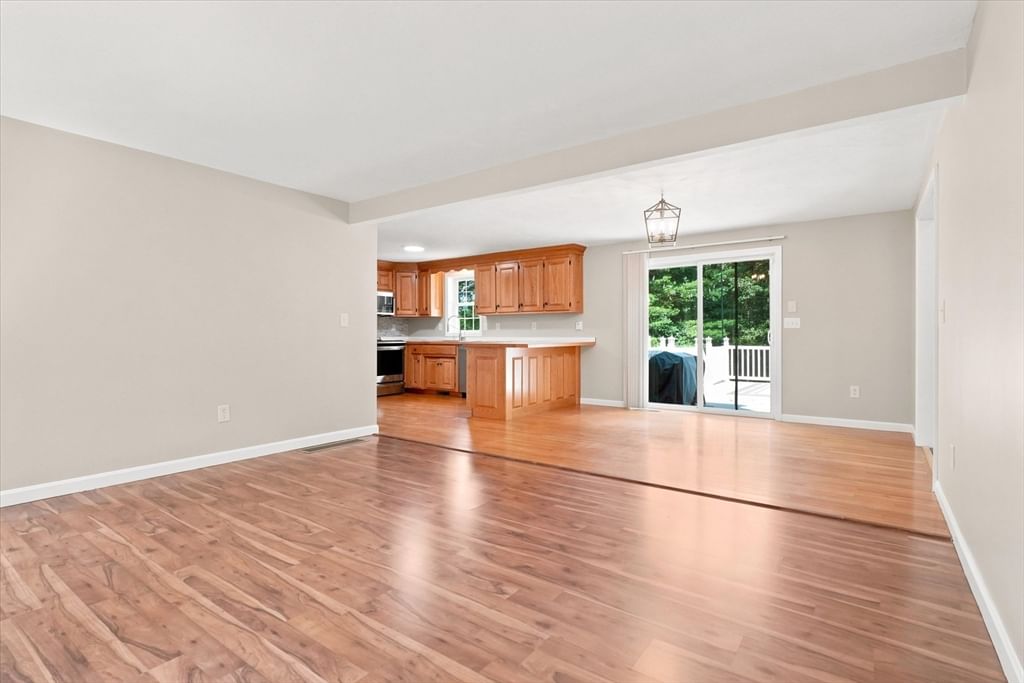1725 Shirley Rd Lancaster — Photo 8 of 40