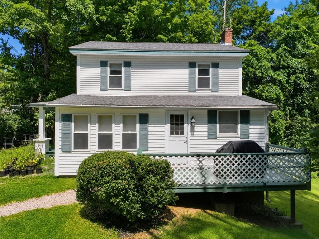 18 Fiske Hill Rd Sturbridge — Photo 2 of 42