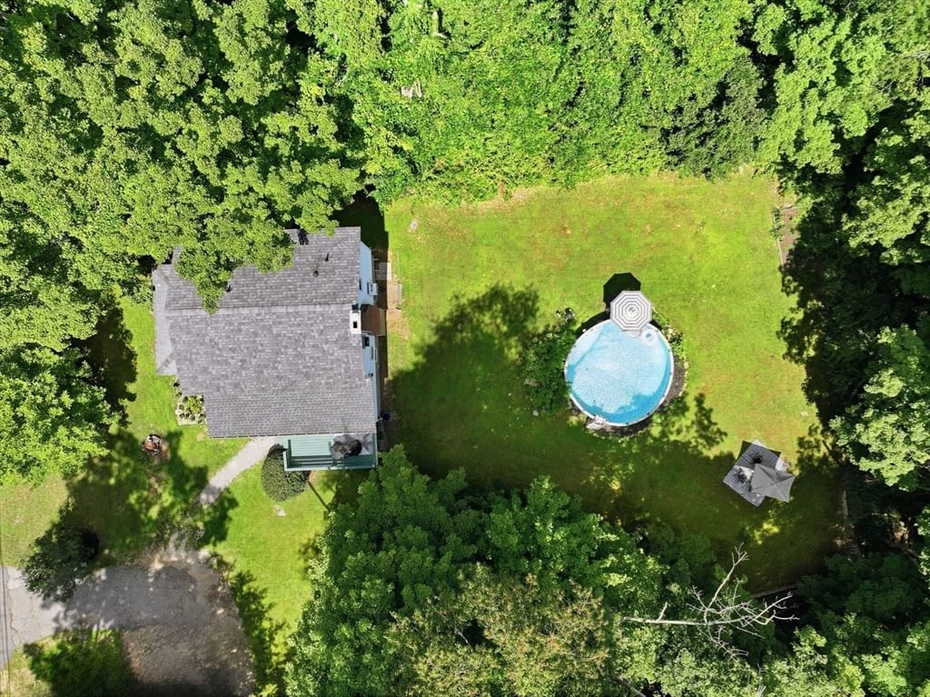 18 Fiske Hill Rd Sturbridge — Photo 3 of 42