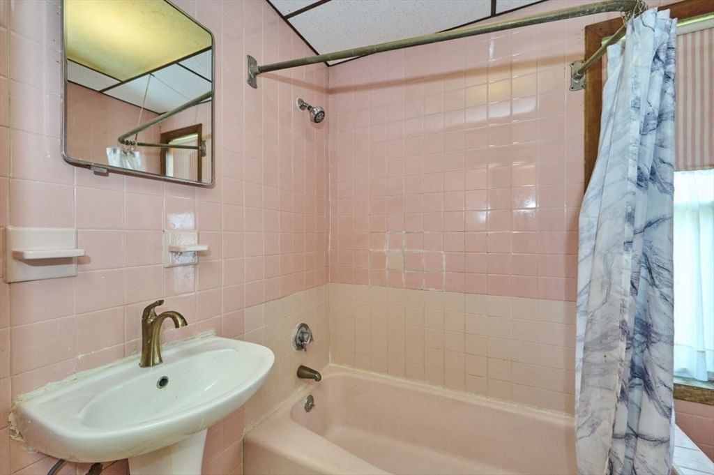 15 Moray St Lynn — Photo 7 of 20