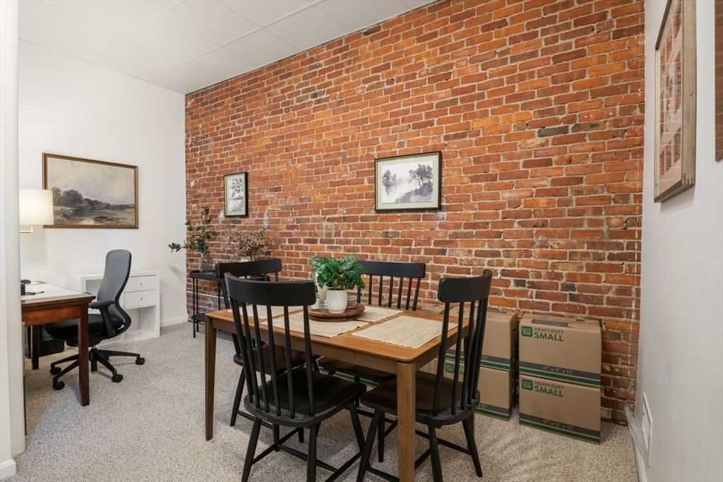 60 Marshal St #4 Brookline — Photo 6 of 21