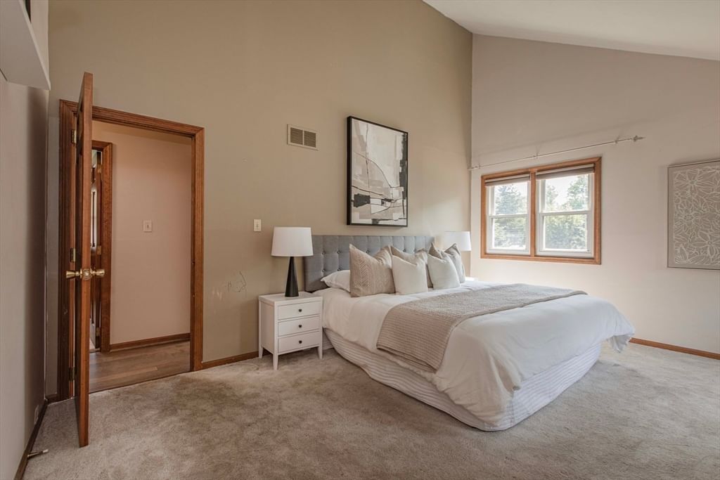 62 Harrington Road Framingham — Photo 10 of 28
