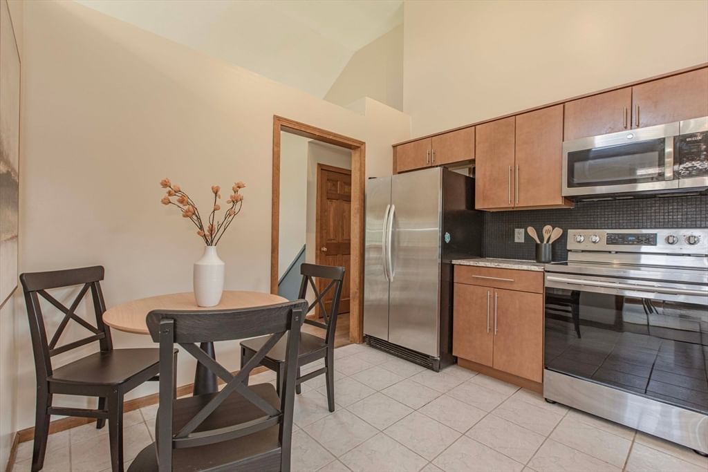 62 Harrington Road Framingham — Photo 8 of 28