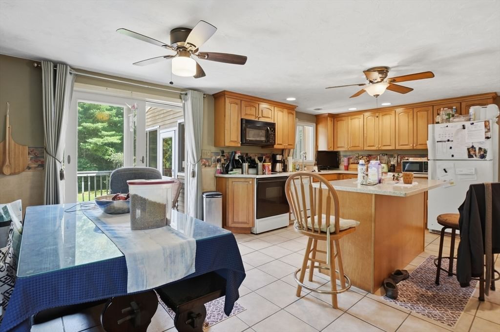 144 Airport Road Gardner — Photo 4 of 33