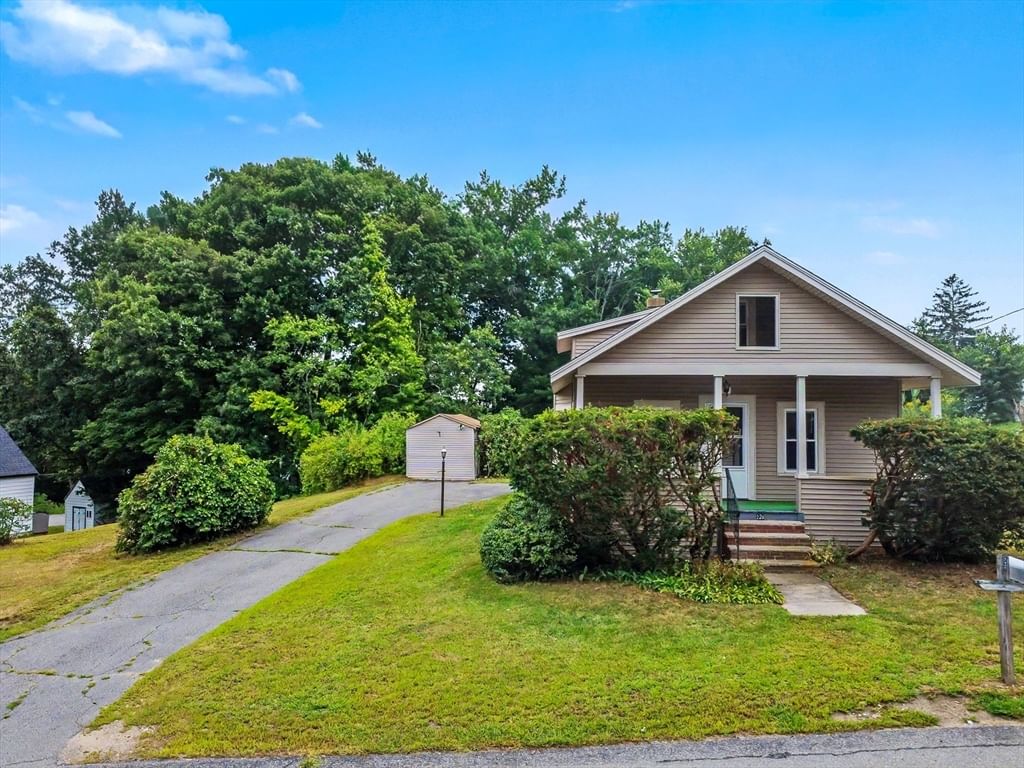 226 Rosemont Haverhill — Photo 3 of 24