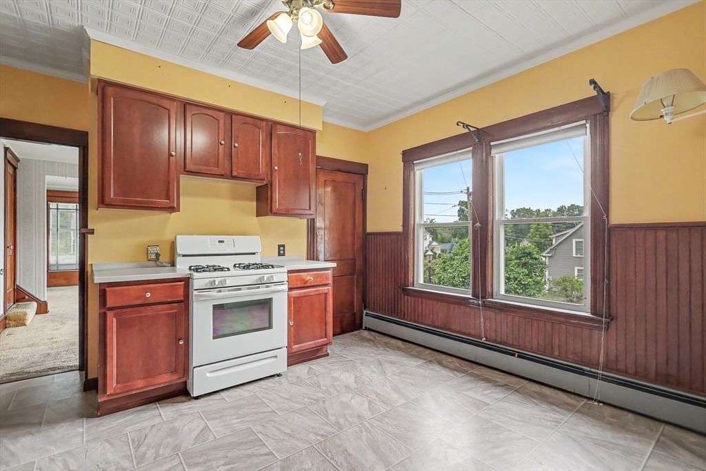 226 Rosemont Haverhill — Photo 7 of 24