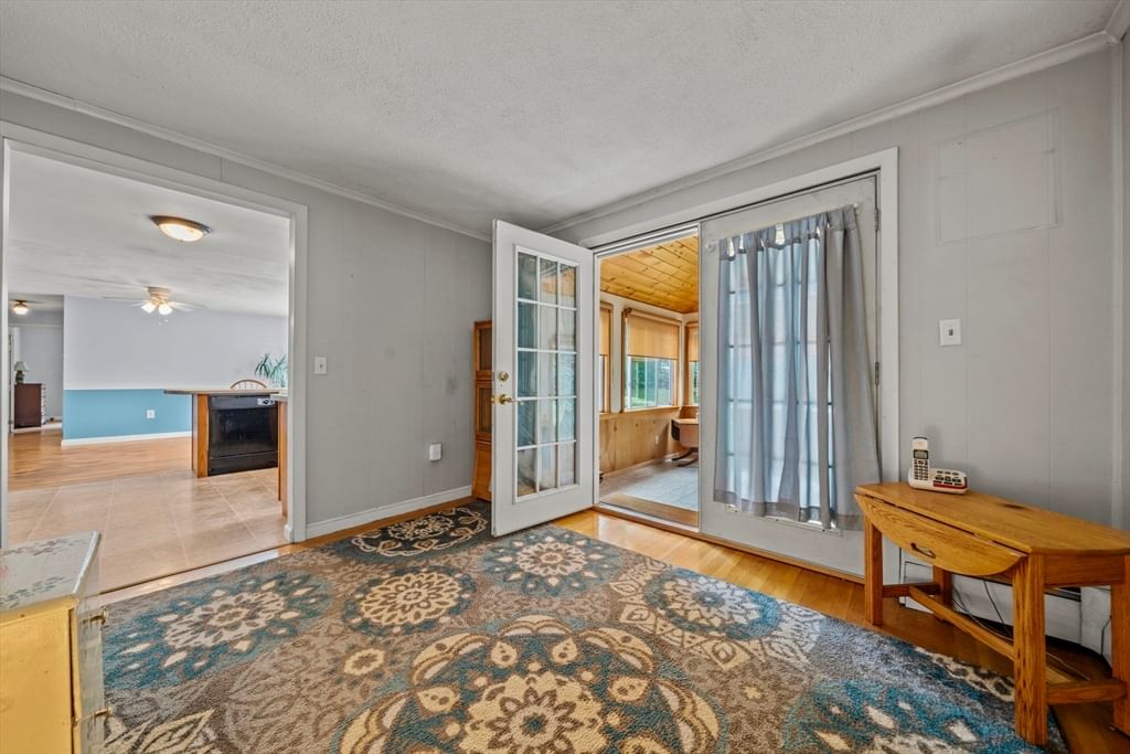 30 Alan Rd Hamilton — Photo 3 of 39