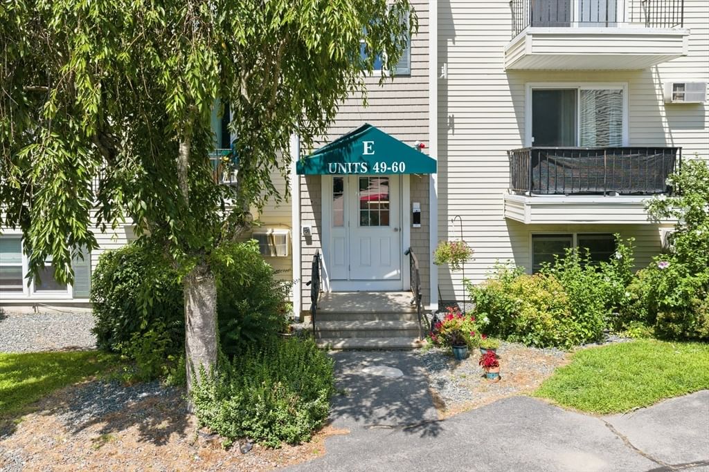 1261 Church St., #37 New Bedford — Photo 10 of 13