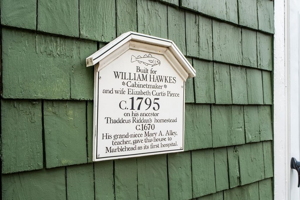 8 Franklin St #19 Marblehead — Photo 2 of 24