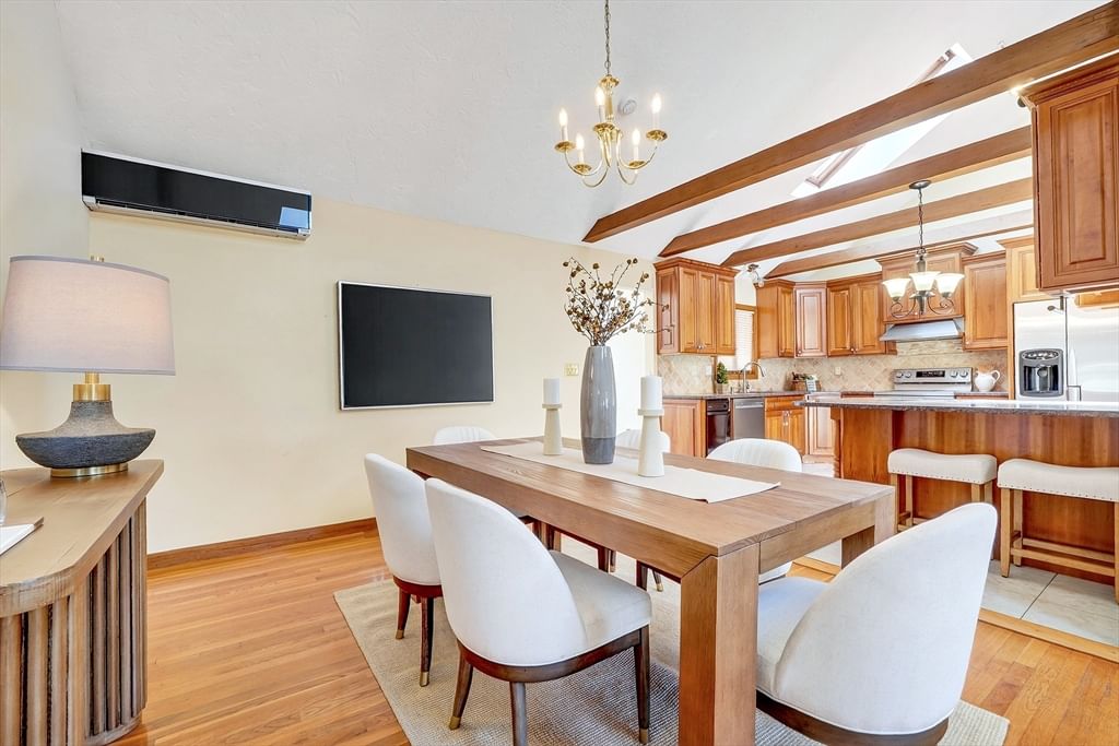 3 Macone Cir Stoneham — Photo 9 of 31