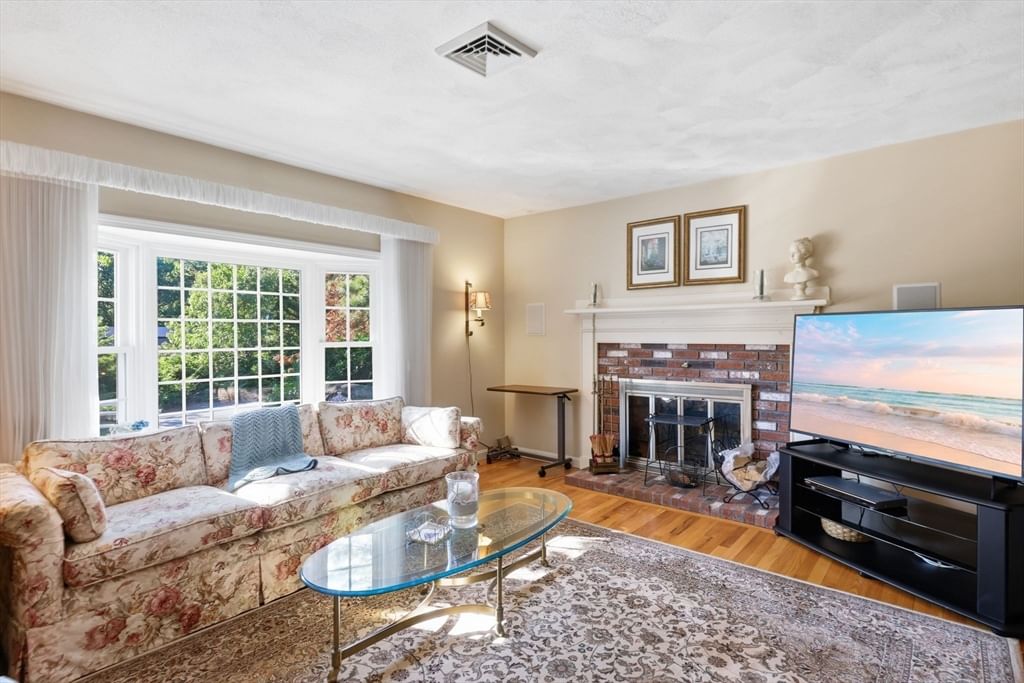46 4 Seasons Dr Yarmouth — Photo 12 of 41