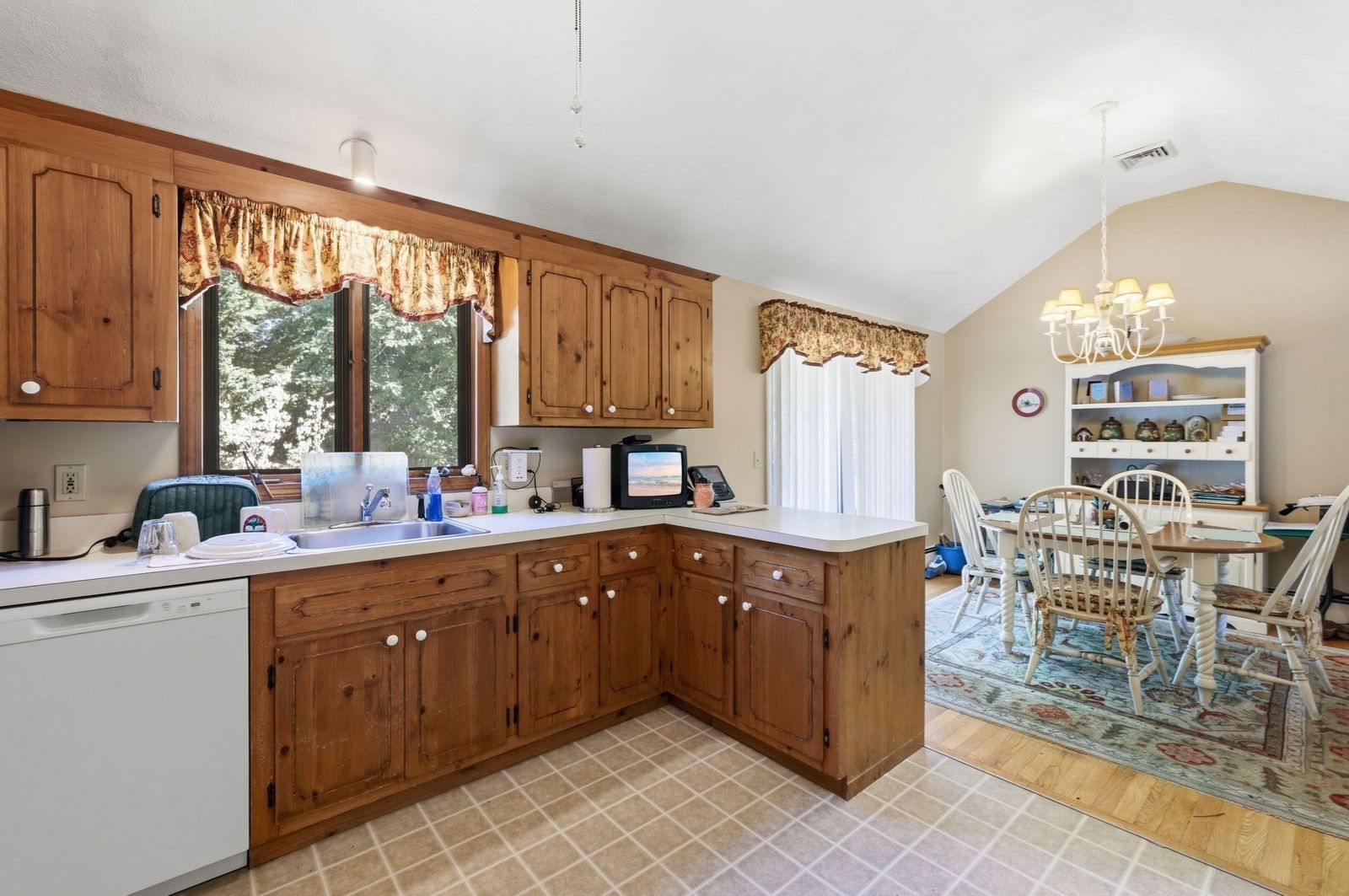 46 4 Seasons Dr Yarmouth — Photo 19 of 41