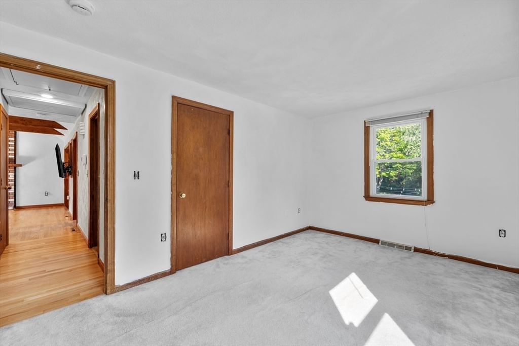 129 Forest St Franklin — Photo 11 of 26