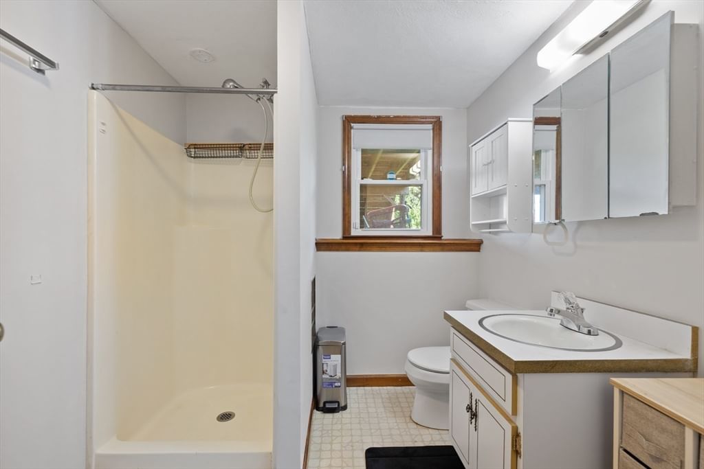 129 Forest St Franklin — Photo 18 of 26