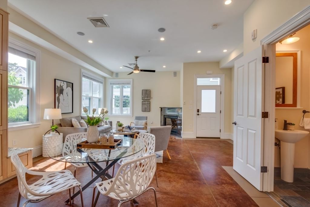 10 Boylston Pl #10 Boston — Photo 8 of 23
