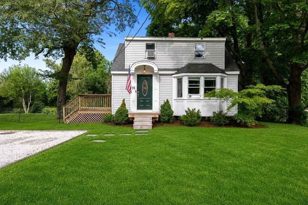 Property at 16 Pleasant St, Scituate, MA 02066