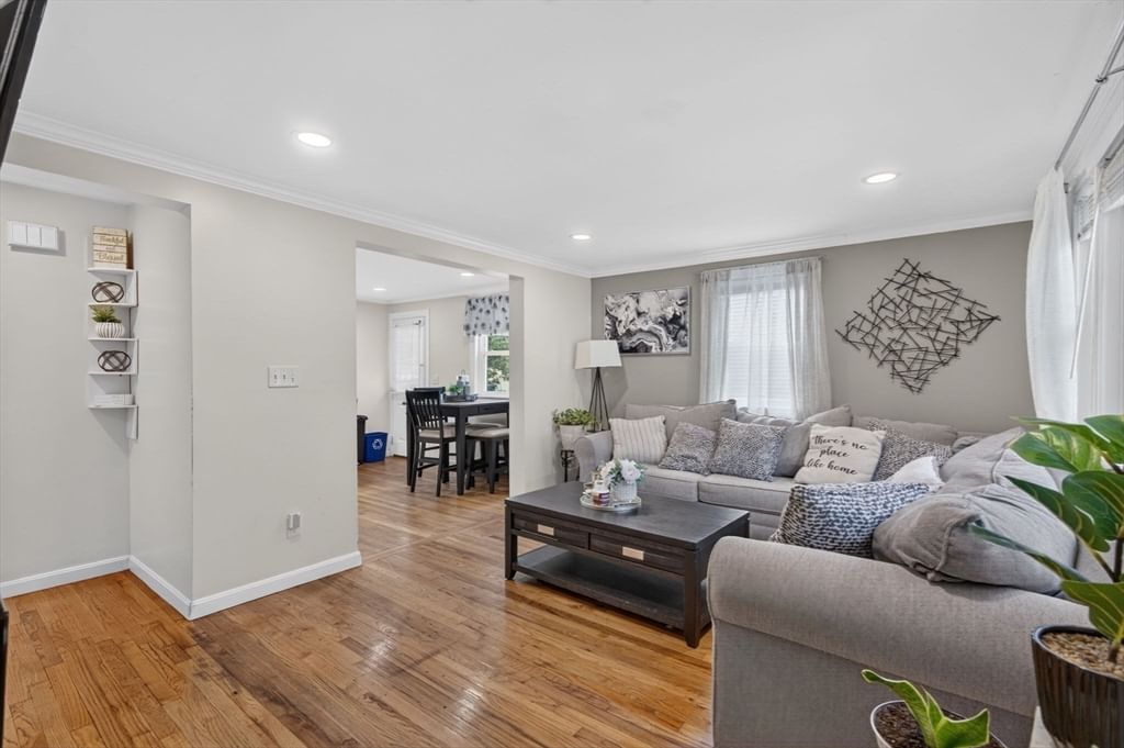 193 Pond St Randolph — Photo 2 of 19