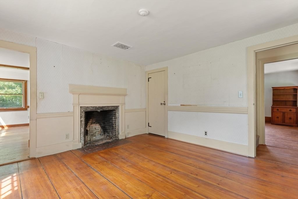 10 Poquanticut Ave Easton — Photo 10 of 42