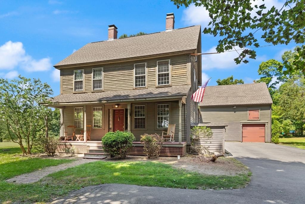 10 Poquanticut Ave Easton — Photo 37 of 42