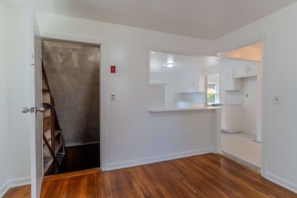 34 Hawthorne St North Attleboro — Photo 9 of 33