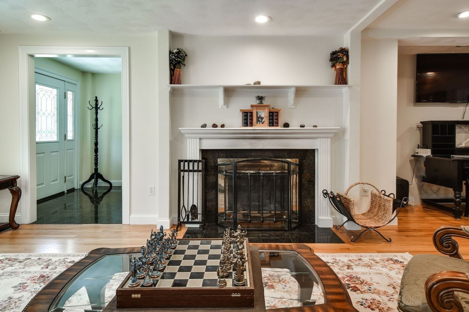 202 Boston Post Rd Wayland — Photo 14 of 38